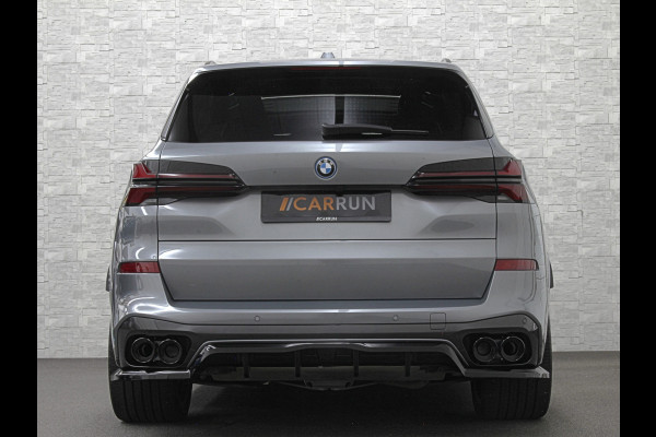 BMW X5 50e *3x Op Voorraad* M-Sport Pro | 360 Camera | Sky-Lounge Pano | ACC | Comfortstoelen | Indiv. Leder | Massage | Stoelventilati 4-Zone Clima | Trekhaak | 22'' | Head-Up | Keyless-Entry | Harman-Kardon | Stoelverwarming V+A | M-Gordels | Glaspook | Stuurverwarming | Iconic-Glow | Luchtvering | Zonwering | Carplay | Beker Clima |