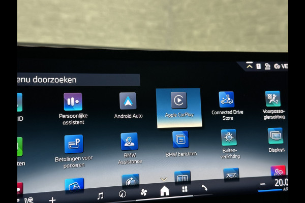 BMW X5 50e *3x Op Voorraad* M-Sport Pro | 360 Camera | Sky-Lounge Pano | ACC | Comfortstoelen | Indiv. Leder | Massage | Stoelventilati 4-Zone Clima | Trekhaak | 22'' | Head-Up | Keyless-Entry | Harman-Kardon | Stoelverwarming V+A | M-Gordels | Glaspook | Stuurverwarming | Iconic-Glow | Luchtvering | Zonwering | Carplay | Beker Clima |