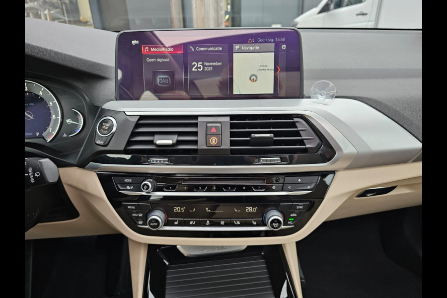 BMW X3 xDrive20i High Executive | Automaat | Pano | Leder | Elek. klep | Camera | LED | Stoelverwarming | Navi |