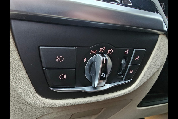 BMW X3 xDrive20i High Executive | Automaat | Pano | Leder | Elek. klep | Camera | LED | Stoelverwarming | Navi |