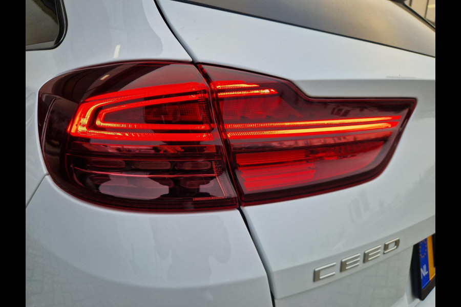 Kia Ceed Sportswagon 1.5 T-GDi DynamicPlusLine Stoel- en Stuurverwarming | Clima | Key-less | Navi | Carplay/Android Auto |