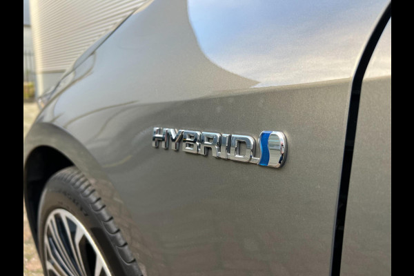 Toyota Corolla Touring Sports 1.8 Hybrid Executive / Ned Auto / Trekhaak / MCC / Gouda