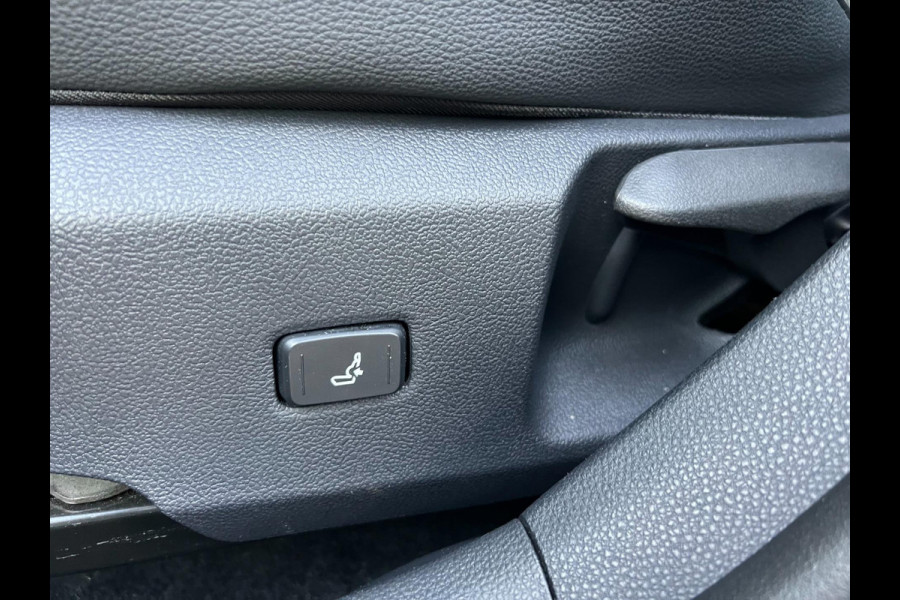 Toyota Corolla Touring Sports 1.8 Hybrid Executive / Ned Auto / Trekhaak / MCC / Gouda