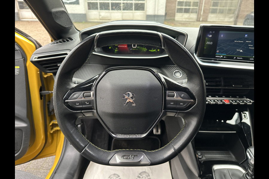 Peugeot 208 1.2 PureTech GT-Line CLIMA / CRUISE / PANO / 3D / CAMERA