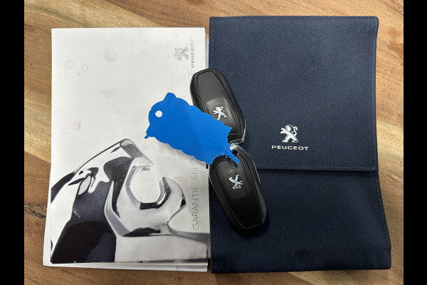 Peugeot 208 1.2 PureTech GT-Line CLIMA / CRUISE / PANO / 3D / CAMERA