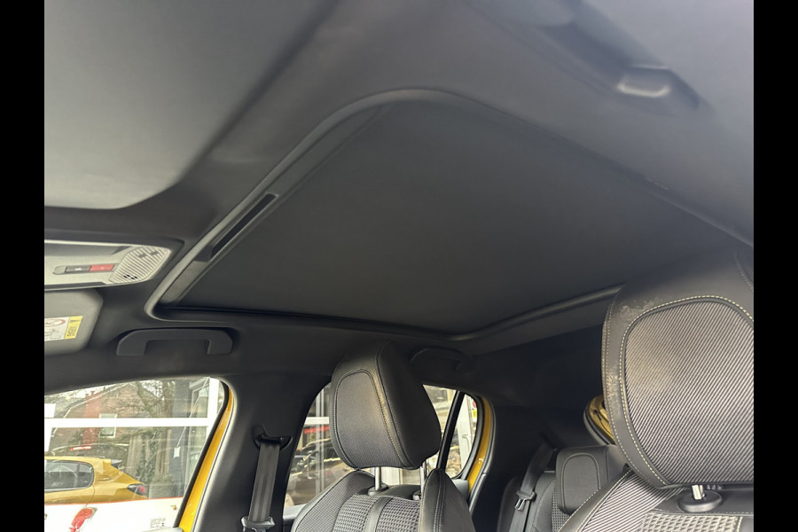 Peugeot 208 1.2 PureTech GT-Line CLIMA / CRUISE / PANO / 3D / CAMERA