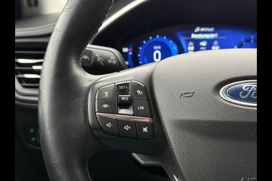 Ford FOCUS Wagon BWJ 11-2020 | 1.5T 150PK Vignale AUTOMAAT | LEER | PANO DAK | TREKHAAK | CAMERA | CLIMA | NAVI | LED | PDC 2X | CARPLAY