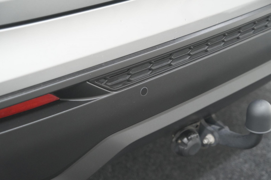 Nissan Juke 1.0 DIG-T Premiere Edition | Trekhaak | Camera | Apple Carplay | Parkeersensoren