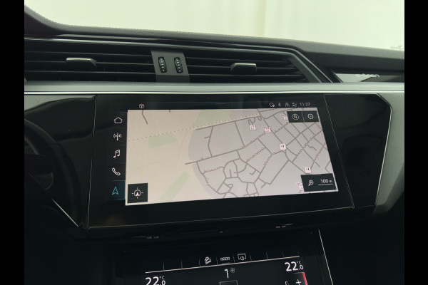 Audi e-tron 55 quattro Business edition Plus 95 kWh [ 3-Fase ] {SOH-88%} (INCL-BTW) *PANO | LUXURY-LEATHER | ADAPTIVE-CRUISE | FULL-LED | DIGI-COCKPIT | KEYLESS | MEMORY-PACK | CAMERA | NAVI-FULLMAP | SHIFT-PADDLES | DAB+ | COMFORT-SEATS | 20''ALU*