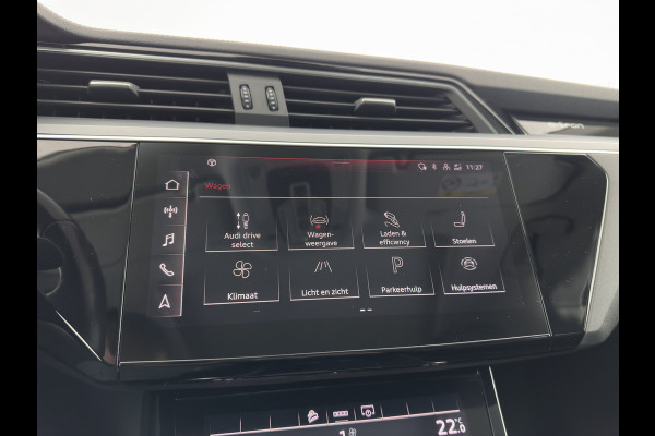 Audi e-tron 55 quattro Business edition Plus 95 kWh [ 3-Fase ] {SOH-88%} (INCL-BTW) *PANO | LUXURY-LEATHER | ADAPTIVE-CRUISE | FULL-LED | DIGI-COCKPIT | KEYLESS | MEMORY-PACK | CAMERA | NAVI-FULLMAP | SHIFT-PADDLES | DAB+ | COMFORT-SEATS | 20''ALU*