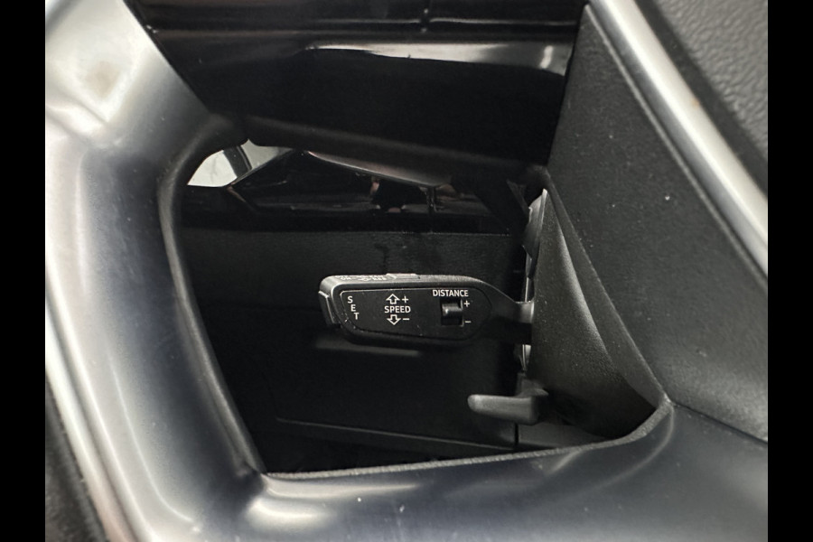 Audi e-tron 55 quattro Business edition Plus 95 kWh [ 3-Fase ] {SOH-88%} (INCL-BTW) *PANO | LUXURY-LEATHER | ADAPTIVE-CRUISE | FULL-LED | DIGI-COCKPIT | KEYLESS | MEMORY-PACK | CAMERA | NAVI-FULLMAP | SHIFT-PADDLES | DAB+ | COMFORT-SEATS | 20''ALU*