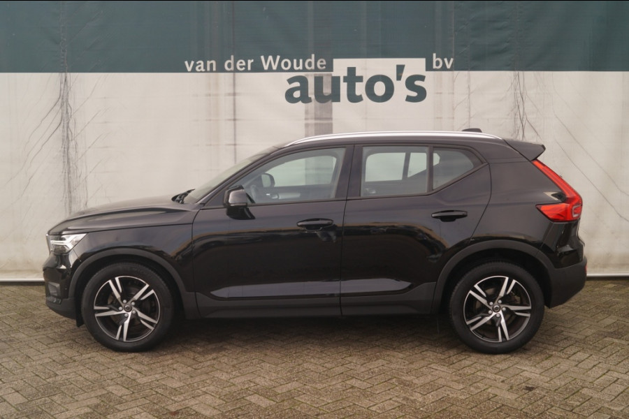 Volvo XC40 1.5 T3 163pk Automaat Business Pro -NAVI-ECC-CAM-