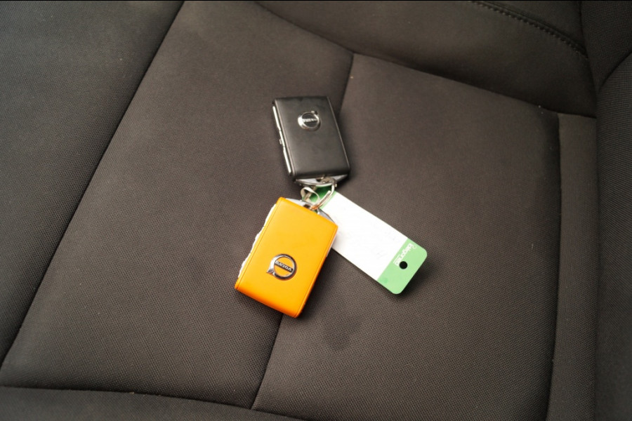 Volvo XC40 1.5 T3 163pk Automaat Business Pro -NAVI-ECC-CAM-