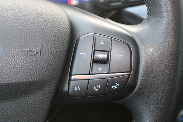 Ford Kuga 1.5 EcoBoost Titanium 150pk | Winter Pack | Navigatie | Camera | Cruise control