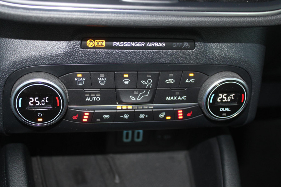 Ford Kuga 1.5 EcoBoost Titanium 150pk | Winter Pack | Navigatie | Camera | Cruise control