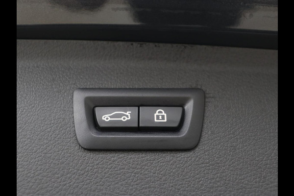 BMW 2 Serie Active Tourer 225xe iPerformance Luxury Line | Panoramadak | Leder  | Head-Up | Camera | Keyless | Navigatie | Park Assist | Adaptief LED | PHEV | Plug In