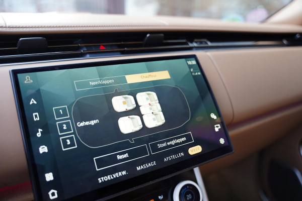 Land Rover Range Rover P 510 E SV Bespoke Interieur | Rear Seat Entertainment