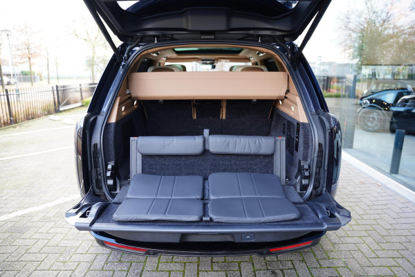 Land Rover Range Rover P 510 E SV Bespoke Interieur | Rear Seat Entertainment