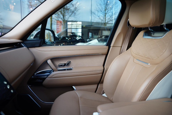 Land Rover Range Rover P 510 E SV Bespoke Interieur | Rear Seat Entertainment