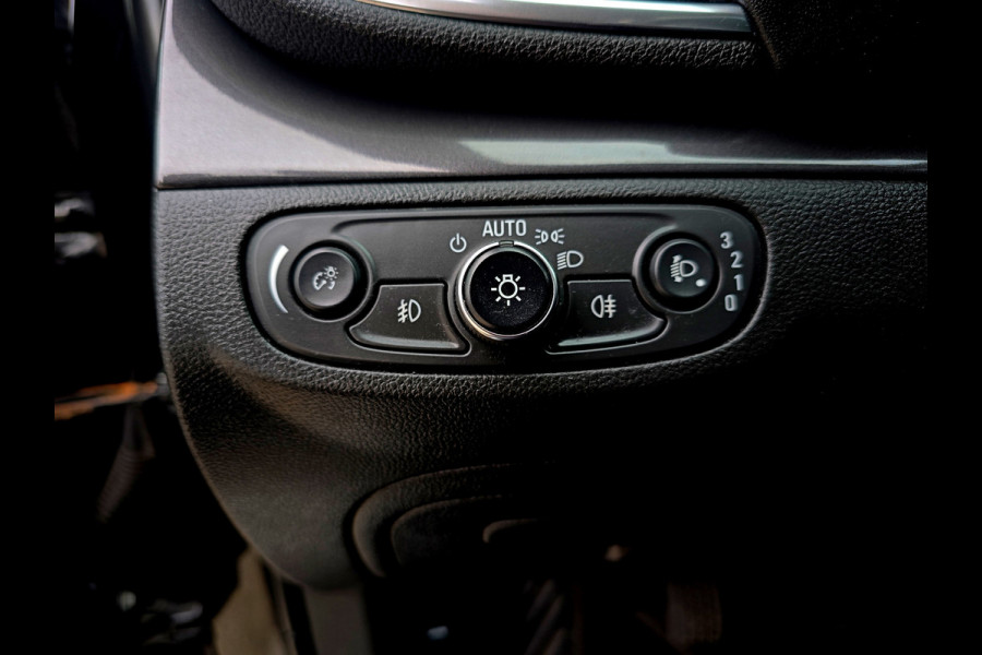 Opel Mokka X 1.4 Turbo Innovation - 140 Pk - Euro 6 - ParkeerCamera - Stoelverwarming - Navi - AC - Cruise Control