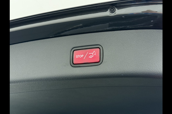 Mercedes-Benz GLC 300 e 4MATIC AMG Line | Pano Trekhaak Memory Digital