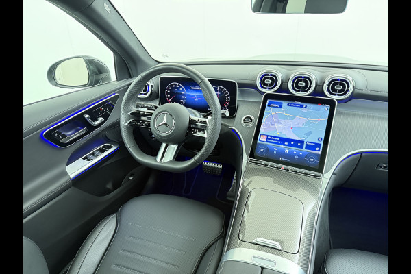 Mercedes-Benz GLC 300 e 4MATIC AMG Line | Pano Trekhaak Memory Digital