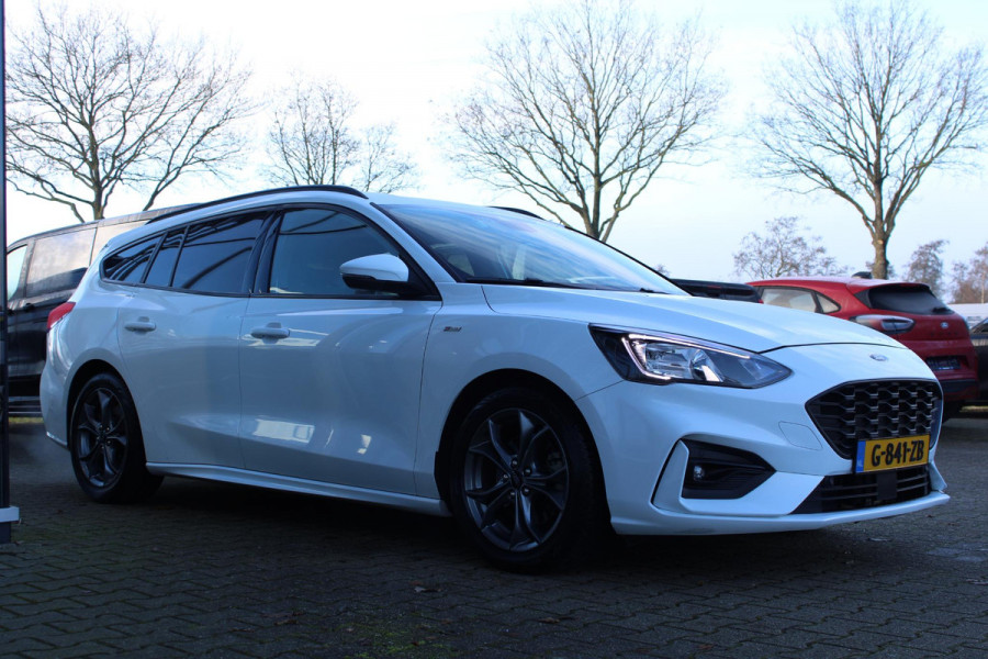 Ford FOCUS Wagon 1.5 EcoBoost ST Line Business | Stoel + Stuurverwarming | B&O Audio | Adaptive Cruise Control | Navigatie | BLIS | Parkeersensoren |