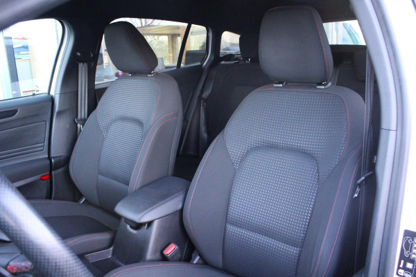 Ford FOCUS Wagon 1.5 EcoBoost ST Line Business | Stoel + Stuurverwarming | B&O Audio | Adaptive Cruise Control | Navigatie | BLIS | Parkeersensoren |