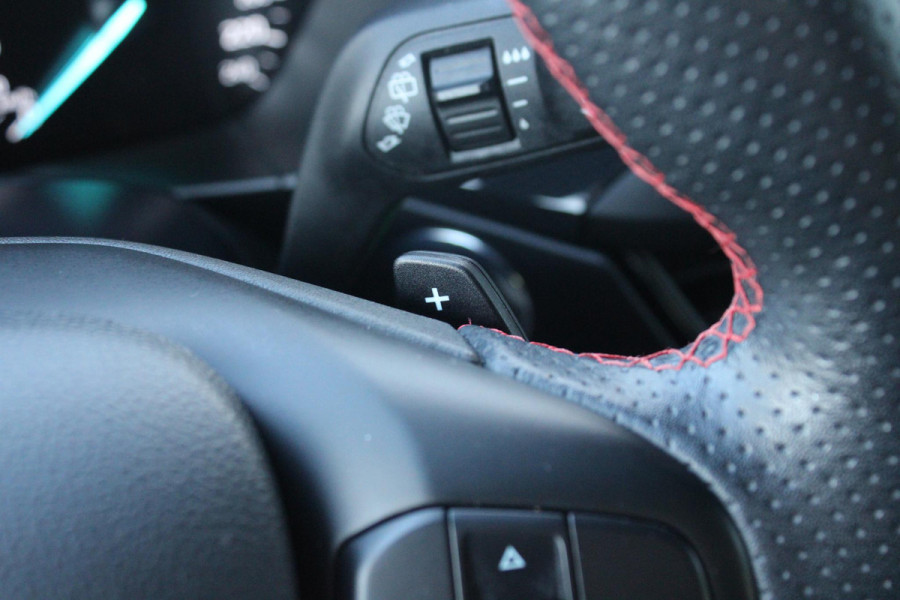 Ford FOCUS Wagon 1.5 EcoBoost ST Line Business | Stoel + Stuurverwarming | B&O Audio | Adaptive Cruise Control | Navigatie | BLIS | Parkeersensoren |