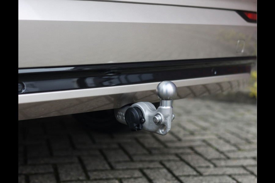 Volvo XC90 T8 AWD Ultra Dark | Direct rijden - Luchtvering - Trekhaak - Bowers&Wilkins