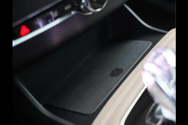 Volvo XC90 T8 AWD Ultra Dark | Direct rijden - Luchtvering - Trekhaak - Bowers&Wilkins