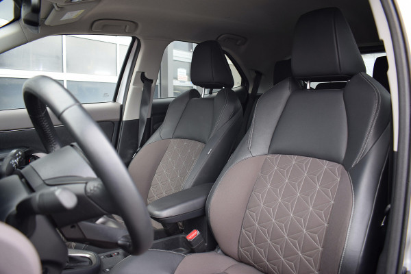 Toyota Yaris Cross 1.5 Hybrid Executive | Two Tone | Apple CarPlay | Half Leer | Stoelverwarming