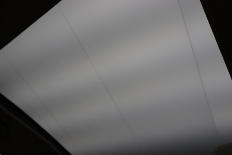 Honda CR-V 2.0 4WD Executive Leer, Panoramadak, Keyless, Trekhaak, Xenon, Camera, 18"