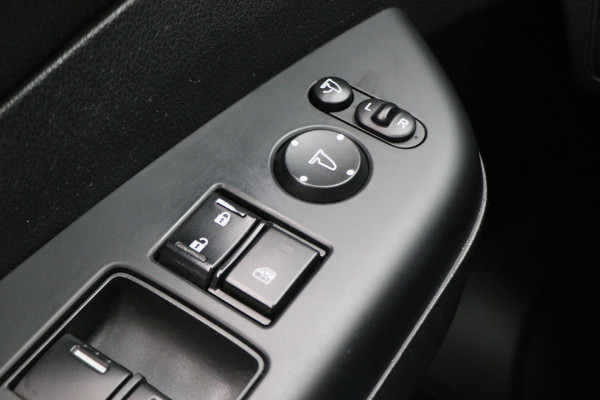 Honda CR-V 2.0 4WD Executive Leer, Panoramadak, Keyless, Trekhaak, Xenon, Camera, 18"