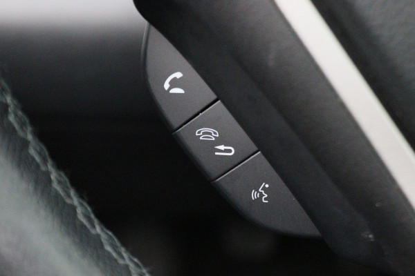 Honda CR-V 2.0 4WD Executive Leer, Panoramadak, Keyless, Trekhaak, Xenon, Camera, 18"