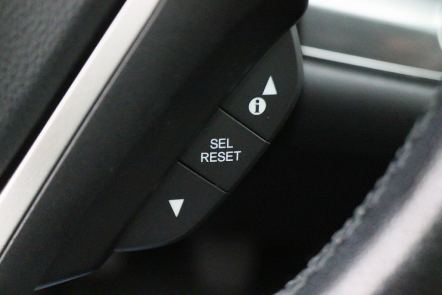 Honda CR-V 2.0 4WD Executive Leer, Panoramadak, Keyless, Trekhaak, Xenon, Camera, 18"