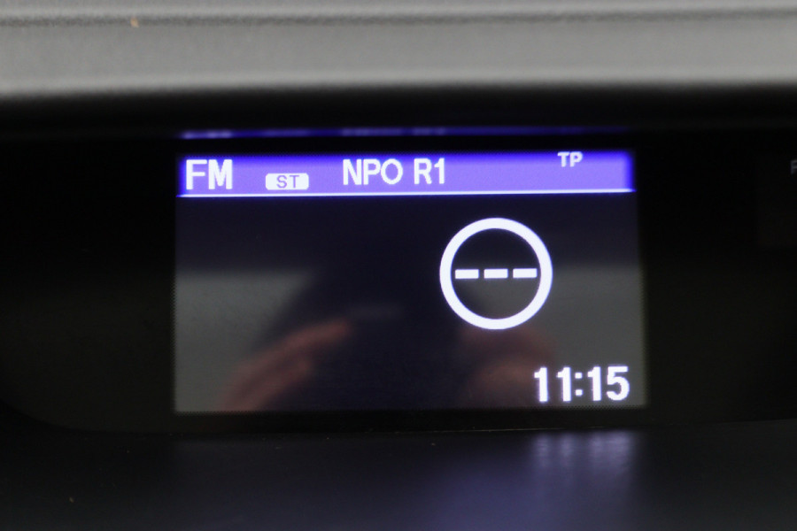 Honda CR-V 2.0 4WD Executive Leer, Panoramadak, Keyless, Trekhaak, Xenon, Camera, 18"