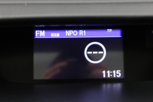 Honda CR-V 2.0 4WD Executive Leer, Panoramadak, Keyless, Trekhaak, Xenon, Camera, 18"