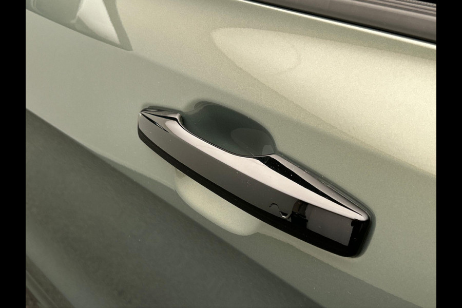 Lynk & Co 01 1.5 More Leder| Pano | Stoel+Stuurwielverwarming | Keyless