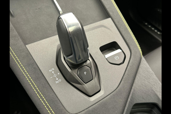 Lynk & Co 01 1.5 More Leder| Pano | Stoel+Stuurwielverwarming | Keyless