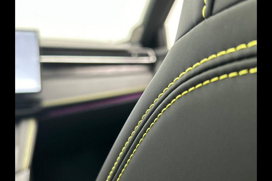 Lynk & Co 01 1.5 More Leder| Pano | Stoel+Stuurwielverwarming | Keyless