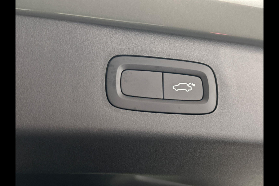 Lynk & Co 01 1.5 More Leder| Pano | Stoel+Stuurwielverwarming | Keyless