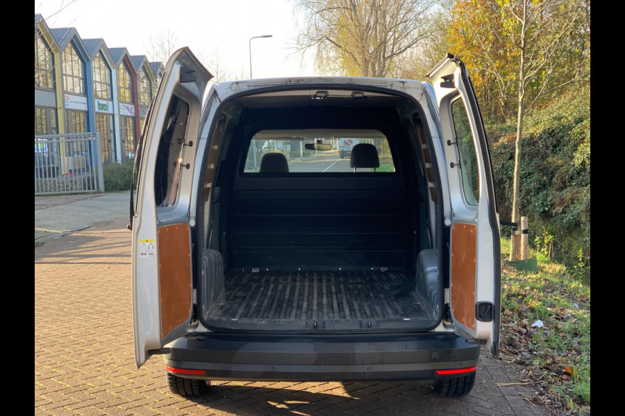 Volkswagen Caddy 2.0 TDI L2H1 BMT Maxi Highline 2020