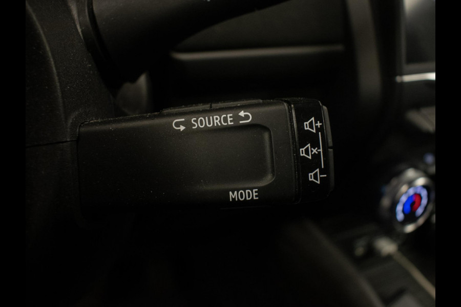 Renault ZOE R110 Life 52 kWh (ex Accu) (VURTUAL COCKPIT,APPLE CARPLAY,NAVI,LED,CRUISE,CAMERA,SPORTSTOELEN,NETTESTAAT)