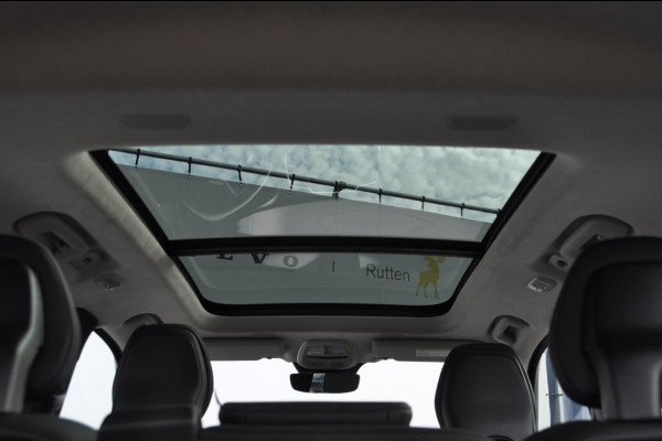 Volvo XC90 T8 455PK Long range Recharge AWD Ultimate Bright Google infotaiment/ Adaptieve cruise control/ Bowers en Wilkins/ Panoramadak/ Luchtvering/ 22” velgen/ BLIS/ Trekhaak/ Stoel en stuurwielverwarming/ Parkeersensoren met 360 Camera/ Elektrische stoelen met geheugen/ Apple carplay/ Keyless entry/ Head up display