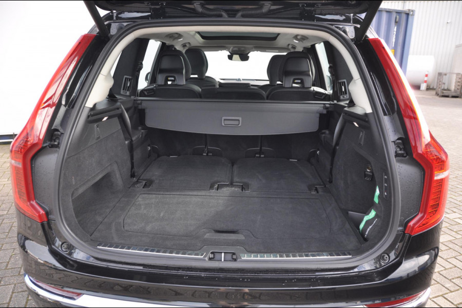 Volvo XC90 T8 455PK Long range Recharge AWD Ultimate Bright Google infotaiment/ Adaptieve cruise control/ Bowers en Wilkins/ Panoramadak/ Luchtvering/ 22” velgen/ BLIS/ Trekhaak/ Stoel en stuurwielverwarming/ Parkeersensoren met 360 Camera/ Elektrische stoelen met geheugen/ Apple carplay/ Keyless entry/ Head up display