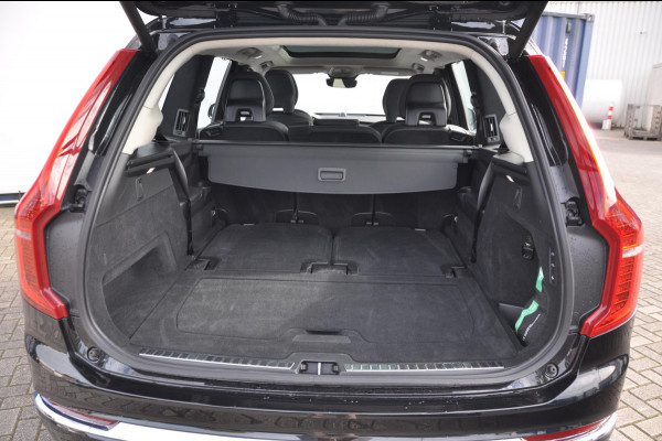 Volvo XC90 T8 455PK Long range Recharge AWD Ultimate Bright Google infotaiment/ Adaptieve cruise control/ Bowers en Wilkins/ Panoramadak/ Luchtvering/ 22” velgen/ BLIS/ Trekhaak/ Stoel en stuurwielverwarming/ Parkeersensoren met 360 Camera/ Elektrische stoelen met geheugen/ Apple carplay/ Keyless entry/ Head up display