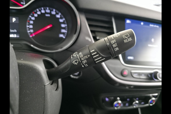 Opel Crossland X 1.2 Turbo Innovation Automaat | Trekhaak | Navigatie | Achteruitrijcamera
