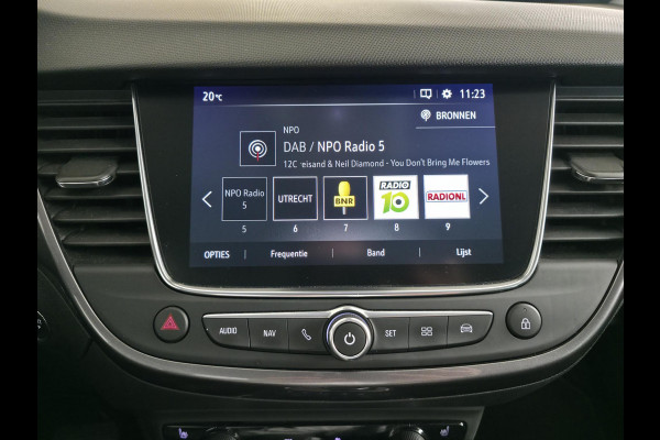 Opel Crossland X 1.2 Turbo Innovation Automaat | Trekhaak | Navigatie | Achteruitrijcamera