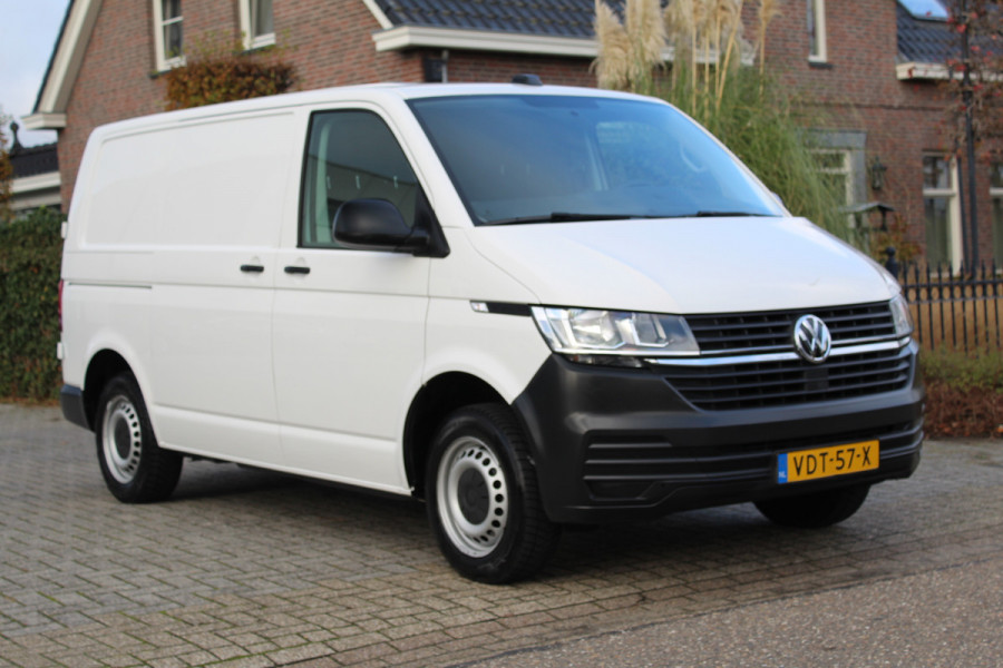 Volkswagen Transporter T6.1 2.0 TDI 110PK Euro6 L1 ✓ 3-zits ✓  Apple Carplay / Android Auto